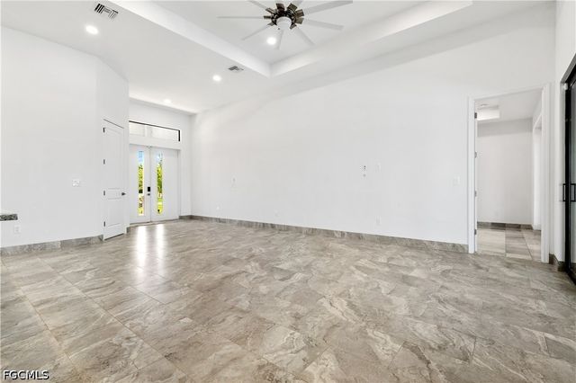 509 NE 5th TER, Cape Coral, FL 33909