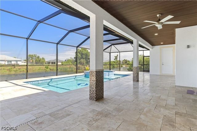 509 NE 5th TER, Cape Coral, FL 33909