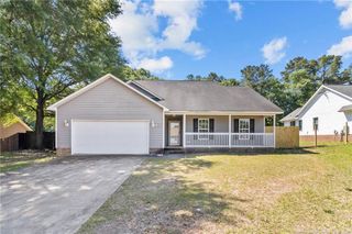 124 Hosta Drive, Raeford, NC 28376