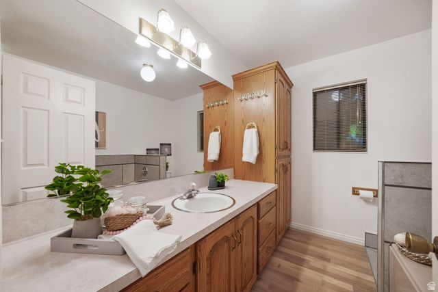 889 S FOX HILL DR, Spanish Fork, UT 84660