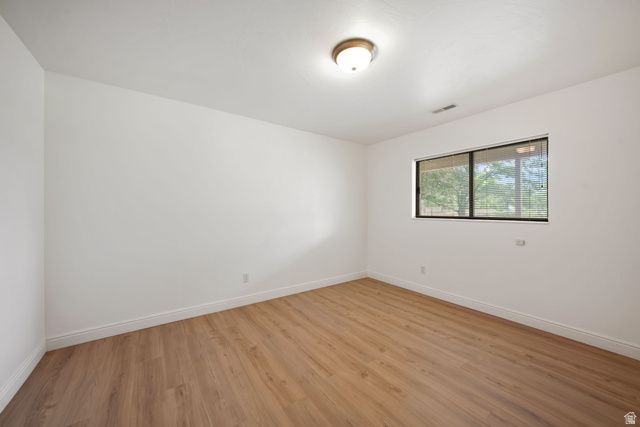 889 S FOX HILL DR, Spanish Fork, UT 84660