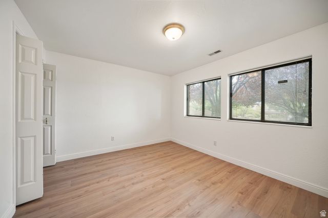 889 S FOX HILL DR, Spanish Fork, UT 84660