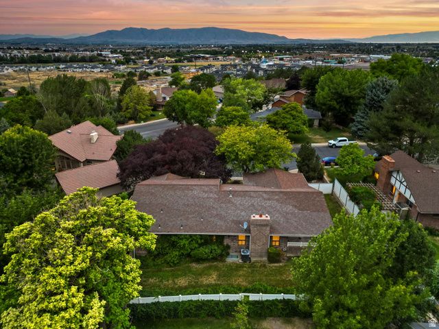 889 S FOX HILL DR, Spanish Fork, UT 84660