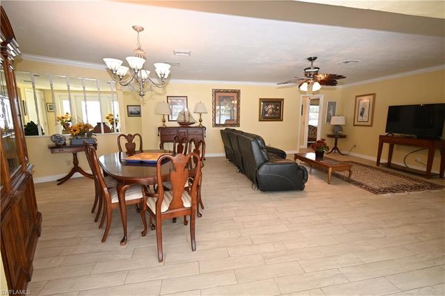 4520 Vinsetta AVE, North Fort Myers, FL 33903