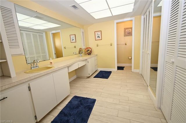 4520 Vinsetta AVE, North Fort Myers, FL 33903