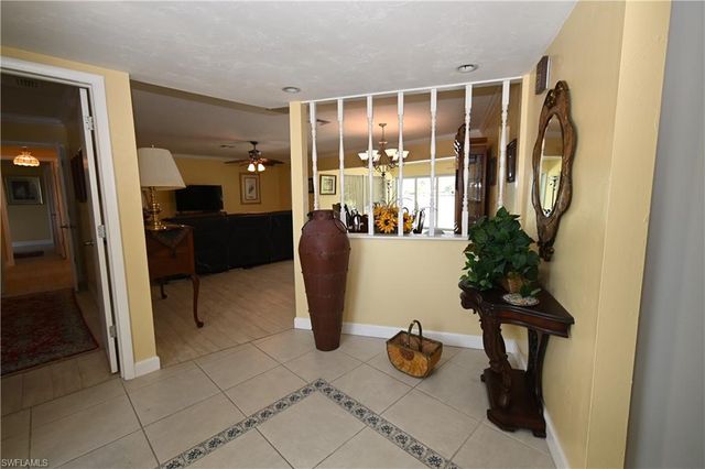 4520 Vinsetta AVE, North Fort Myers, FL 33903