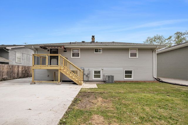 1819 Magnolia Lane, Munster, IN 46321