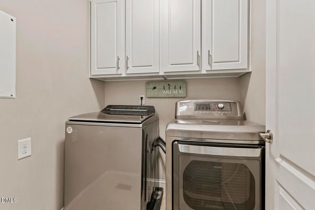 300 Silver Bluff Street, Holly Springs, NC 27540