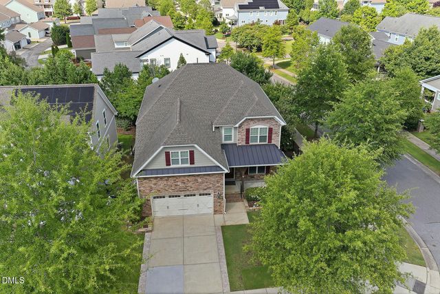 300 Silver Bluff Street, Holly Springs, NC 27540