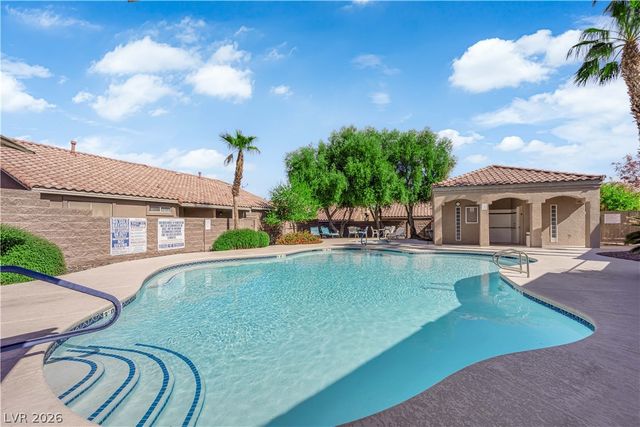 379 Blanca Springs Drive, Henderson, NV 89014