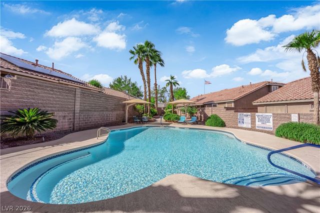 379 Blanca Springs Drive, Henderson, NV 89014