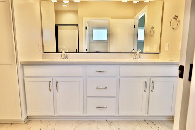 4432 Valor Way, Madison, WI 53718