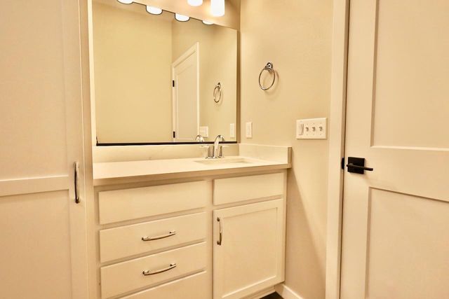 4432 Valor Way, Madison, WI 53718