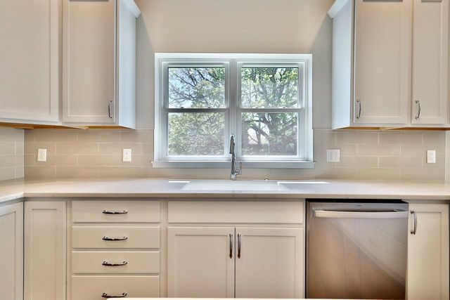 4432 Valor Way, Madison, WI 53718