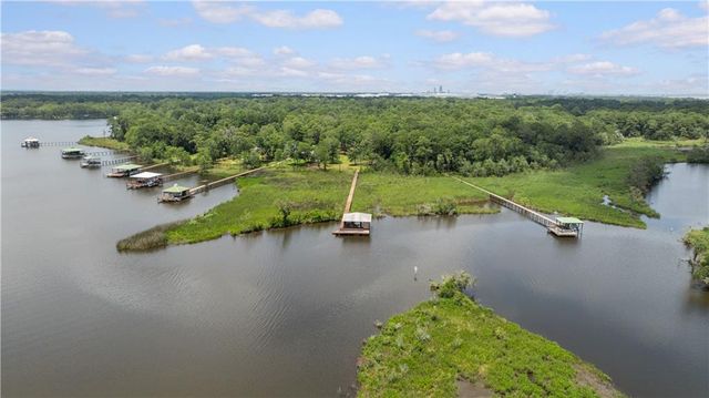 2637 Robin Hood Drive, Mobile, AL 36605