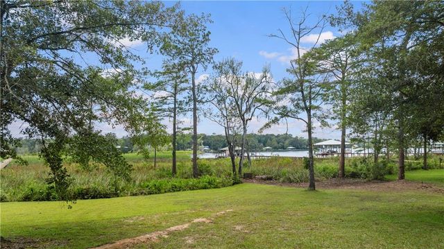 2637 Robin Hood Drive, Mobile, AL 36605