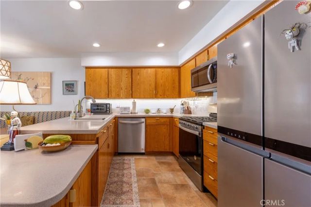 4100 Lake Harbor Lane, Westlake Village, CA 91361