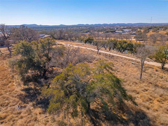 000 River PL, Johnson City, TX 78636