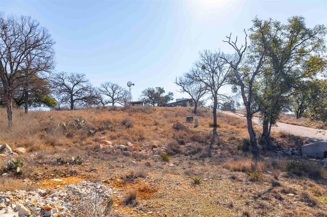 000 River PL, Johnson City, TX 78636