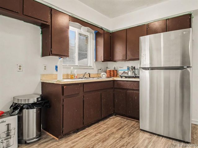 1617 Russett Place, Flint, MI 48504