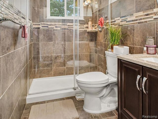 1617 Russett Place, Flint, MI 48504