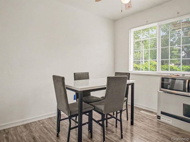 1617 Russett Place, Flint, MI 48504