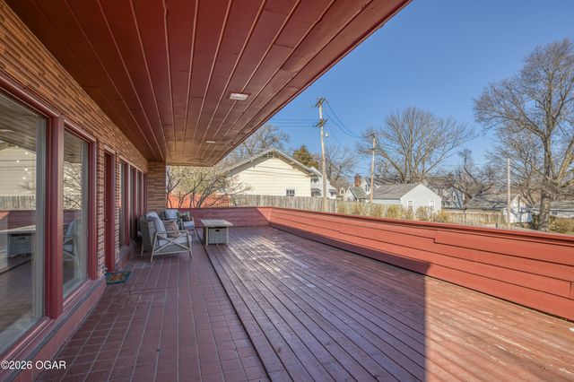 728 N Pearl Avenue, Joplin, MO 64801