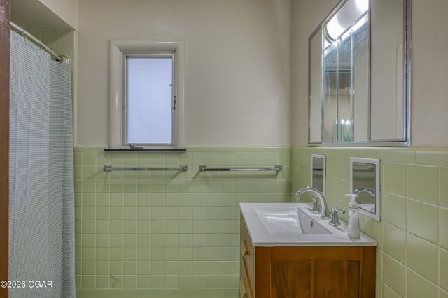 728 N Pearl Avenue, Joplin, MO 64801