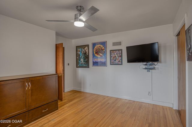 728 N Pearl Avenue, Joplin, MO 64801