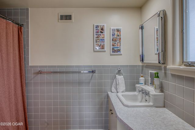 728 N Pearl Avenue, Joplin, MO 64801