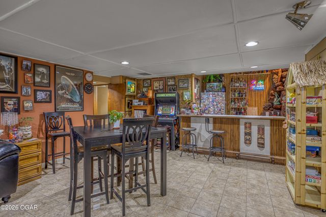 728 N Pearl Avenue, Joplin, MO 64801