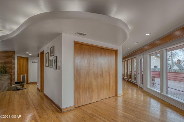 728 N Pearl Avenue, Joplin, MO 64801