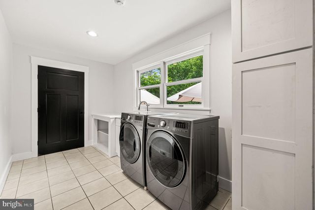 41 DEVON DR, Reading, PA 19606
