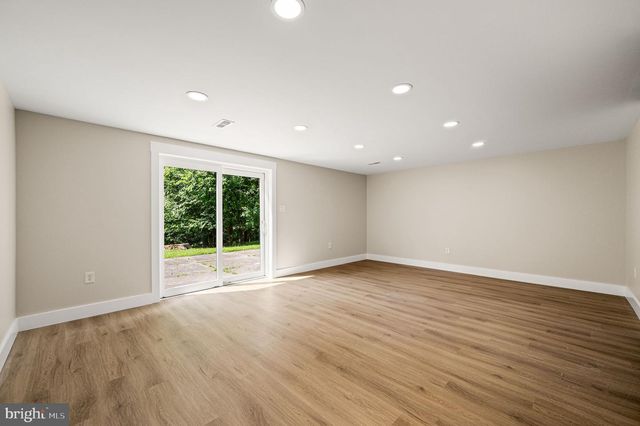 41 DEVON DR, Reading, PA 19606