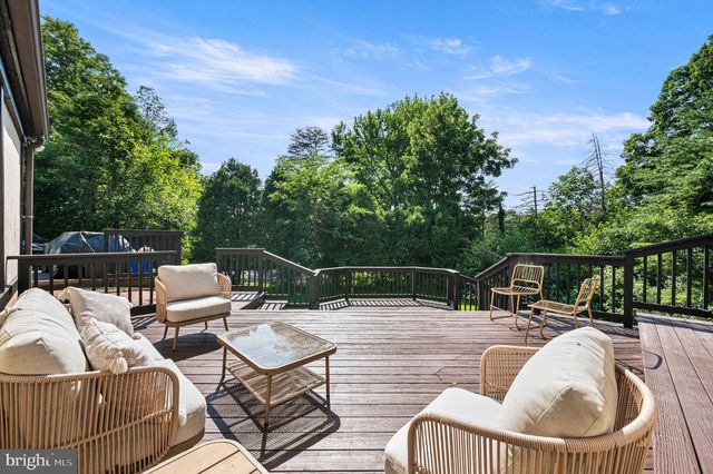 41 DEVON DR, Reading, PA 19606