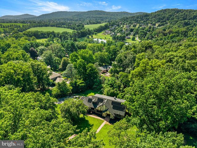 41 DEVON DR, Reading, PA 19606