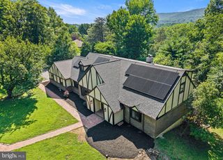 41 DEVON DR, Reading, PA 19606