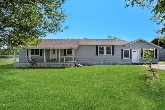 7506 Bluebonnet Street, Pearland, TX 77584