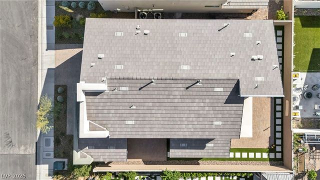 4121 Railhead Pass Avenue, Las Vegas, NV 89141