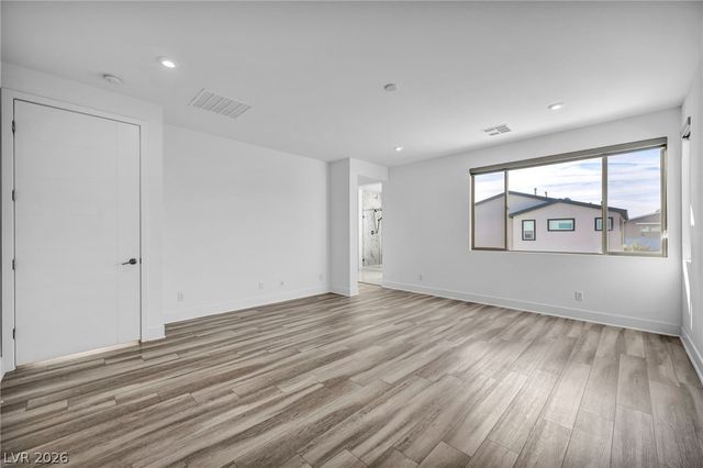 4121 Railhead Pass Avenue, Las Vegas, NV 89141