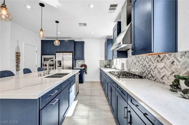 4121 Railhead Pass Avenue, Las Vegas, NV 89141