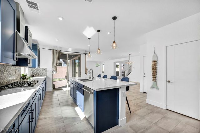 4121 Railhead Pass Avenue, Las Vegas, NV 89141