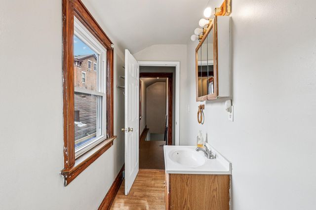 611 W 11th Street, Covington, KY 41011