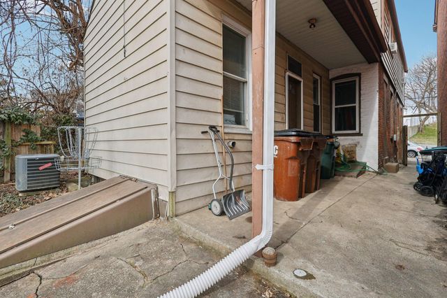 611 W 11th Street, Covington, KY 41011
