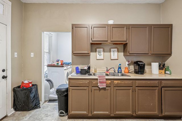 611 W 11th Street, Covington, KY 41011