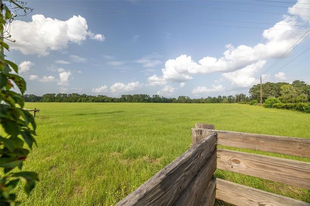 1186 Fm-1725, Cleveland, TX 77328