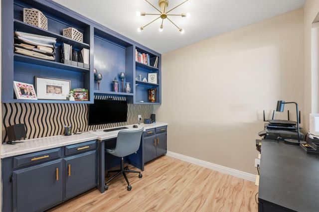 195 Baxter Ave, Sacramento, CA 95815