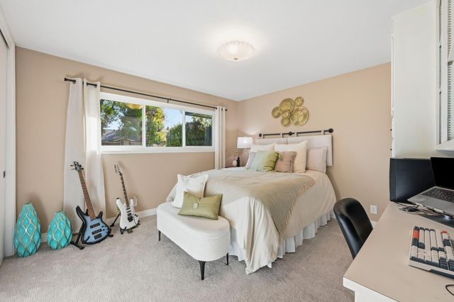 195 Baxter Ave, Sacramento, CA 95815