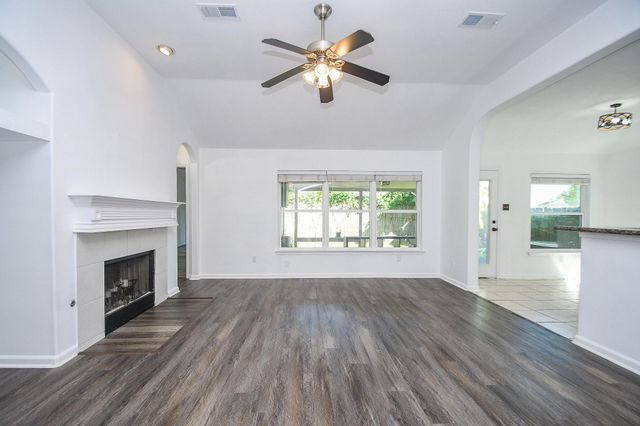 3626 Stratford Town Lane, Sugar Land, TX 77498