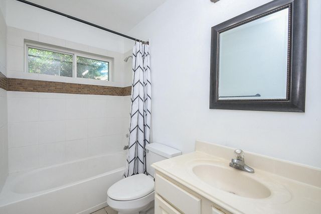 3626 Stratford Town Lane, Sugar Land, TX 77498